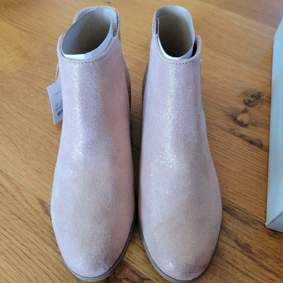 New girls size 2 ankle booties - Picture 3 of 5